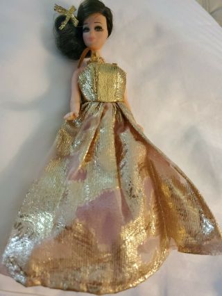 Vintage Topper Dawn Doll Model Agency Maureen In Gold Gown,  1970 