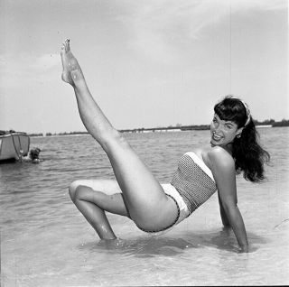 Rare Bettie Page 1954 Camera Negative Bunny Yeager Pin Up Calendar Girl
