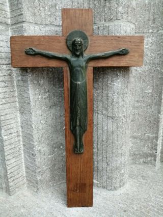 Antique Wood Cross Crucifix Bronze Art Deco Jesus Crist Corpus Wall Hanging