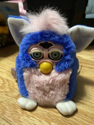 Vintage 1999 Furby Babies Blue And Pink W/ Blue Eyes 70 - 940